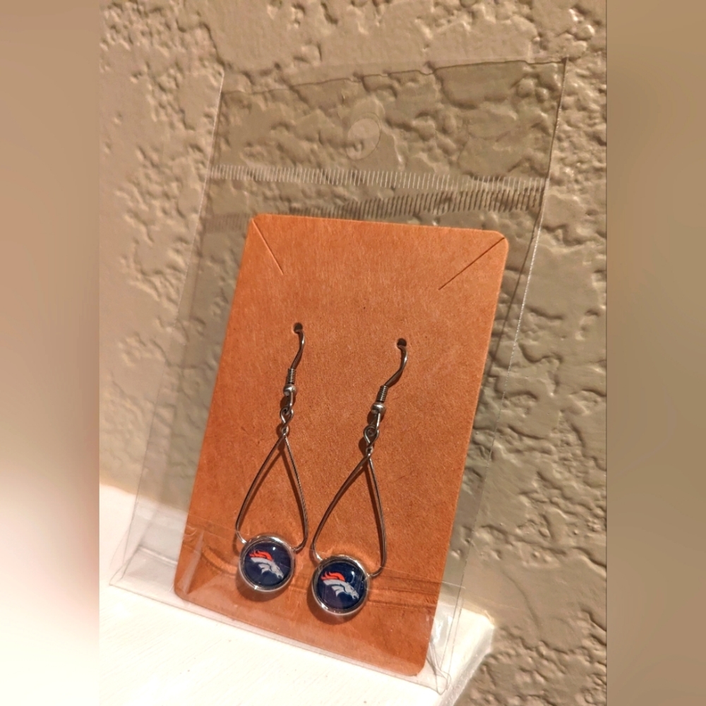 NWT - Denver Broncos dangle earrings